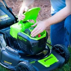 Greenworks Cordless and Brushless Push Lawn Mower - 40-Volt - 20-in - 1 Lithium-Ion Battery 7 Greenworks Cordless and Brushless Push Lawn Mower - 40-Volt - 20-in - 1 Lithium-Ion Battery -Family House Tools Store 330766341 AlternateImage7 l