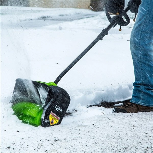 Greenworks Pro Cordless Pusher Snow Shovel with Battery - 12-in - 80 volts 3 Greenworks Pro Cordless Pusher Snow Shovel with Battery - 12-in - 80 volts - Image 3