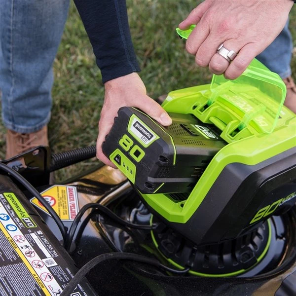 Greenworks Pro Rechargeable Lithium-Ion Battery - 80-Volt - 5 AH 3 Greenworks Pro Rechargeable Lithium-Ion Battery - 80-Volt - 5 AH - Image 3