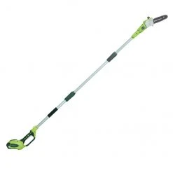 Greenworks Cordless Electric Pole Saw - 40 V - 8-in - Green and Black